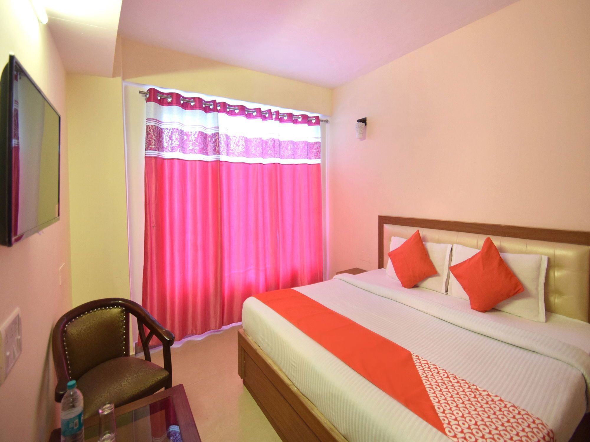 Oyo 8439 Hotel Howard Shimla Extérieur photo